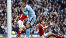 Милан пожела и Йоветич 