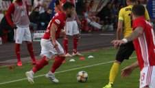 Шотландски гранд готви оферта за Малинов