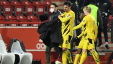 Хумелс бесен: Бием се сами! Явно не искаме да побеждаваме