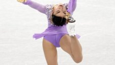 Млада фигуристка обвини треньора си, че й предлагал алкохол и масаж