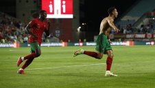 Наказаха Роналдо заради бурна радост