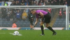 Наредиха преиграване на мач в Англия, единият клуб е бесен