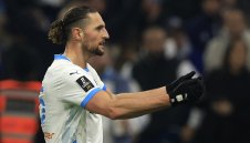 Марсилия постави цена на Рабио, майка му иска да го върне в Серия А