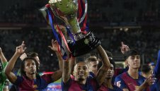 ОФИЦИАЛНО: Барса обвърза Рафиня до 2028 г.