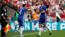 Неманя Матич облече екип на Юнайтед + СНИМКА