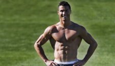 Вижте "плочките" на Роналдо