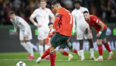 Мистериозен отбор отмъква Кристиано Роналдо