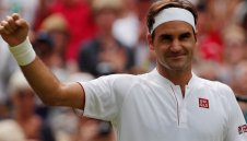 Федерер продължава да мачка на Уимбълдън, вече е на 1/4 финал