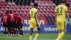 Локо София удари Ботев Пловдив в жестока драма, Меси герой! + ВИДЕО