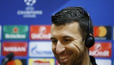 Вижте за кого гласуваха Дяков и Хубчев в анкетата на ФИФА