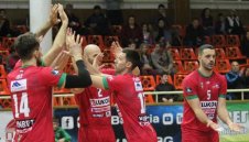 Нефтохимик без шансове за ШЛ, връща се към бг реалността