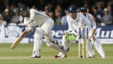 Крикетът бие по заплати футбола