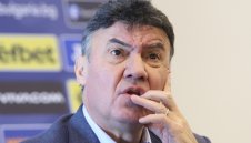 Слаба игра! Боби е бесен на Ясен, привика го на разговор