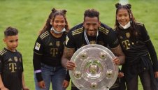 Осъдиха го! Обявиха Боатенг за насилник на жени, чака го тежка санкция