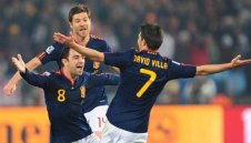 Испанците продължават, разминаха се с Бразилия