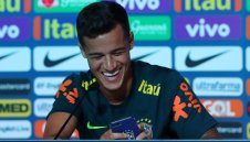 Коутиньо призова: Главите ни трябва да са на правилното място