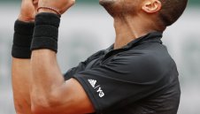 Цонга шокира Бердих и е на 1/4-финал на "Ролан Гарос"