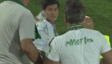 Наказаха "милионерите" и Ники Костов за чашите с вода + ВИДЕО