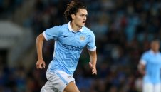 Манчестър Сити продава Юнал на Виляреал