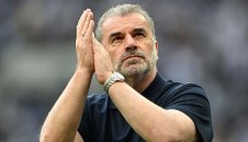 Край! Форест би шута на Постекоглу 18 минути след поредната загуба