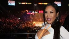 Джени Суши: Никой не е ял суши върху мен + ГАЛЕРИЯ