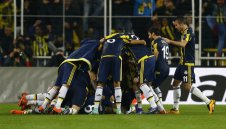 Бивш ас на Черноморец бележи за Фенербахче в ЛЕ + ВИДЕО