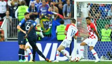 Франция се нареди до Уругвай и Аржентина по световни титли