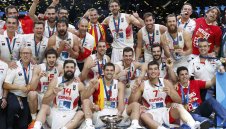Испания се завърна на европейския баскетболен връх