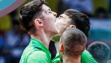 Велик мач! Спасихме 3 мачбола и изритахме САЩ на световното!