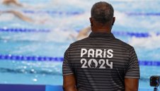 Плувците ревнаха заради олимпийския басейн в Париж