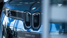 Първа среща с бъдещето: BMW iX3 вече в дилърствата на &ldquo;М Кар Груп&rdquo; в страната