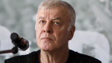 Отлична новина за Левски преди Вечното дерби, но не и за Наско Сираков!