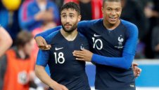 Предлагат Фекир на грандовете в Англия