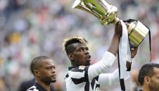 Челси се включи в битката за Погба