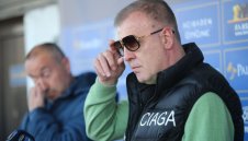 На "Герена" става горещо: Наско Сираков привика тарторите на Левски