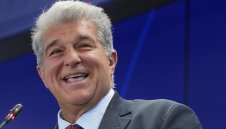 Барса лапа 6 млн. евро, ако играе с Виляреал в САЩ