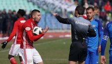 Джеси: Много ме е яд! Не заслужавах изобщо червен картон, съдиите винаги са срещу нас + ВИДЕО