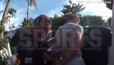 Вижте как арестуваха Конър Макгрегър + ВИДЕО