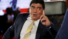 Диего Марадона: Наслаждавам се на случващото се във ФИФА