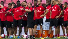 Роджърс: Бентеке е нашият човек