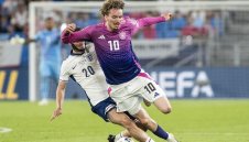 Свраките най-после уредиха нападател за рекордна сума