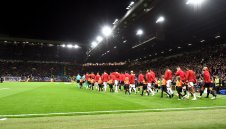 Мъката кипи в Театъра на болката