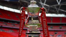 Купата на Англия е жива! Линкълн и Сътън написаха история