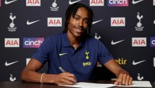 Официално! Шпорите обявиха още едно ново попълнение