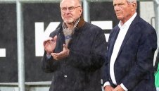 Най-мразеният човек в германския футбол може да спаси света от коронавируса