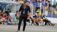 Николай Костов се нареди до Мъри Стоилов 