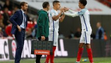 Саутгейт защити Деле Али за средния пръст 