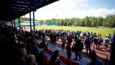 500 души гледат в захлас тренировката на Маншафта