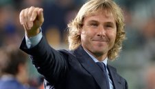 Недвед към Дибала: Няма да отидеш в Барса, ако имаш топки!