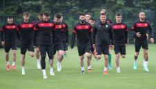 Национал на България втрещи: Катар ни би с един удар и дузпа